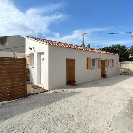 Apartment Paisible Maisonnette A Sur La Sorgue