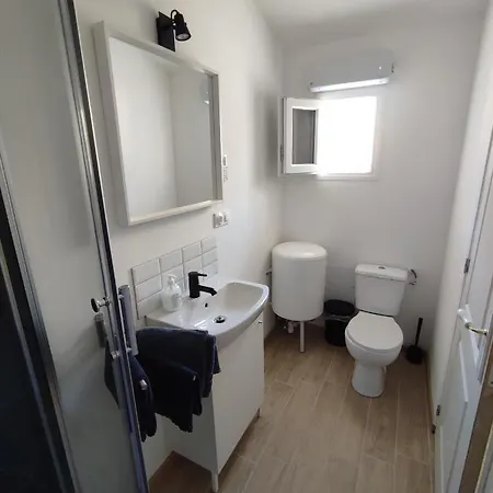 Apartment Paisible Maisonnette A Sur La Sorgue *